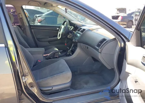 2004 Honda Accord 2.4 Lx from USA, damaged, VIN 1HGCM56334A006621